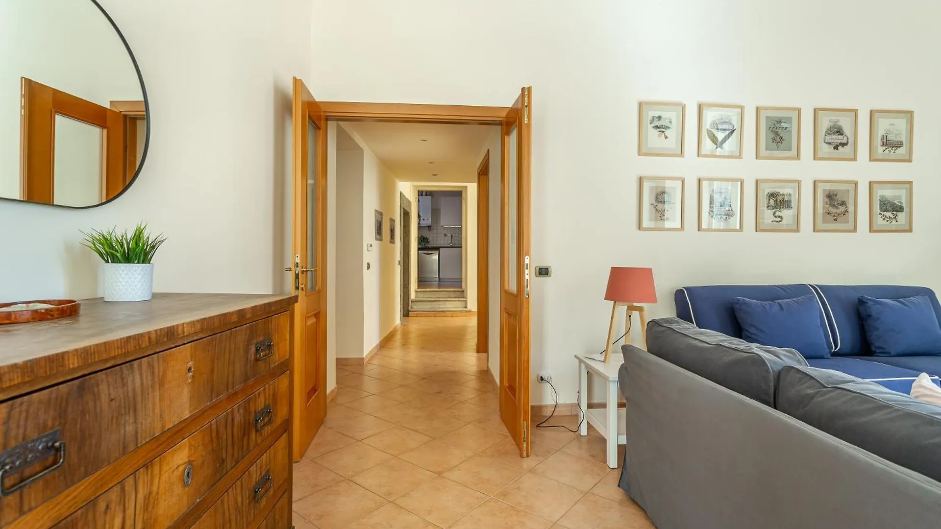 Iflat Space And Comfort In The Heart Of Monti Rome Italy