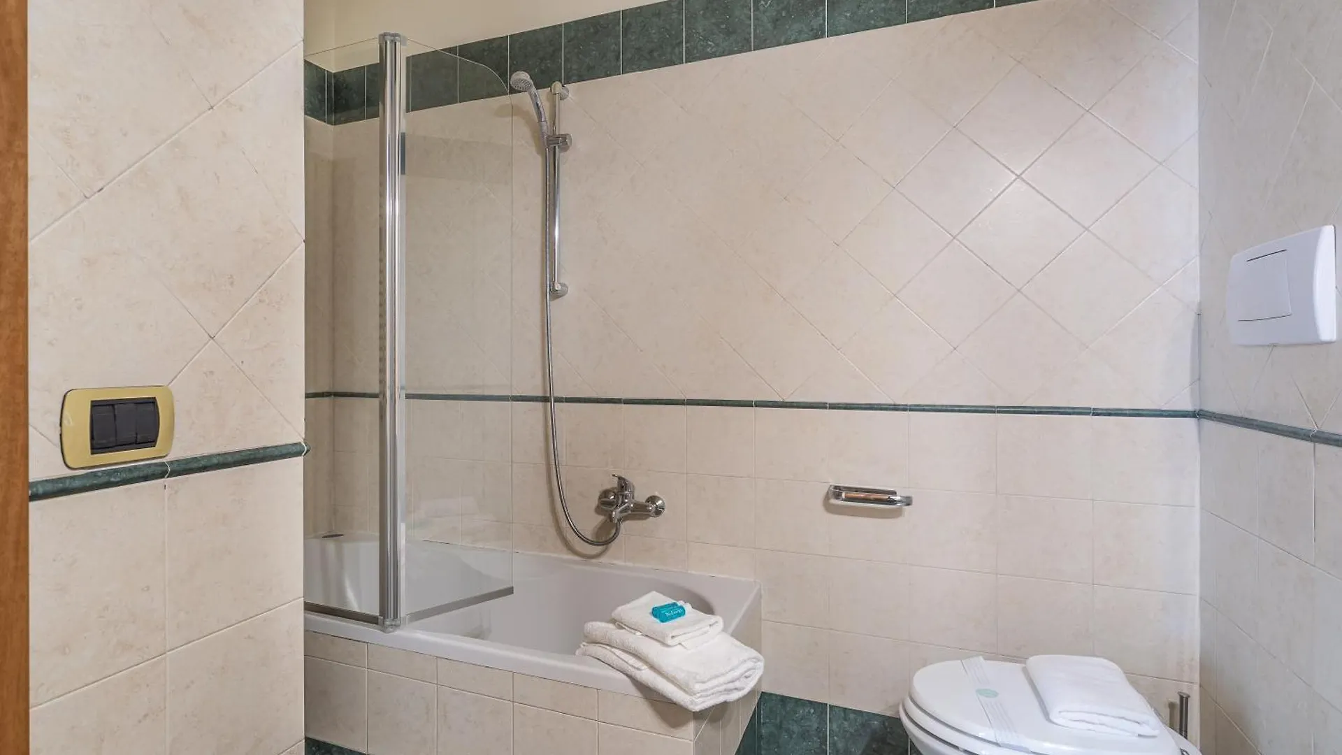 Apartment Iflat Space And Comfort In The Heart Of Monti Rome