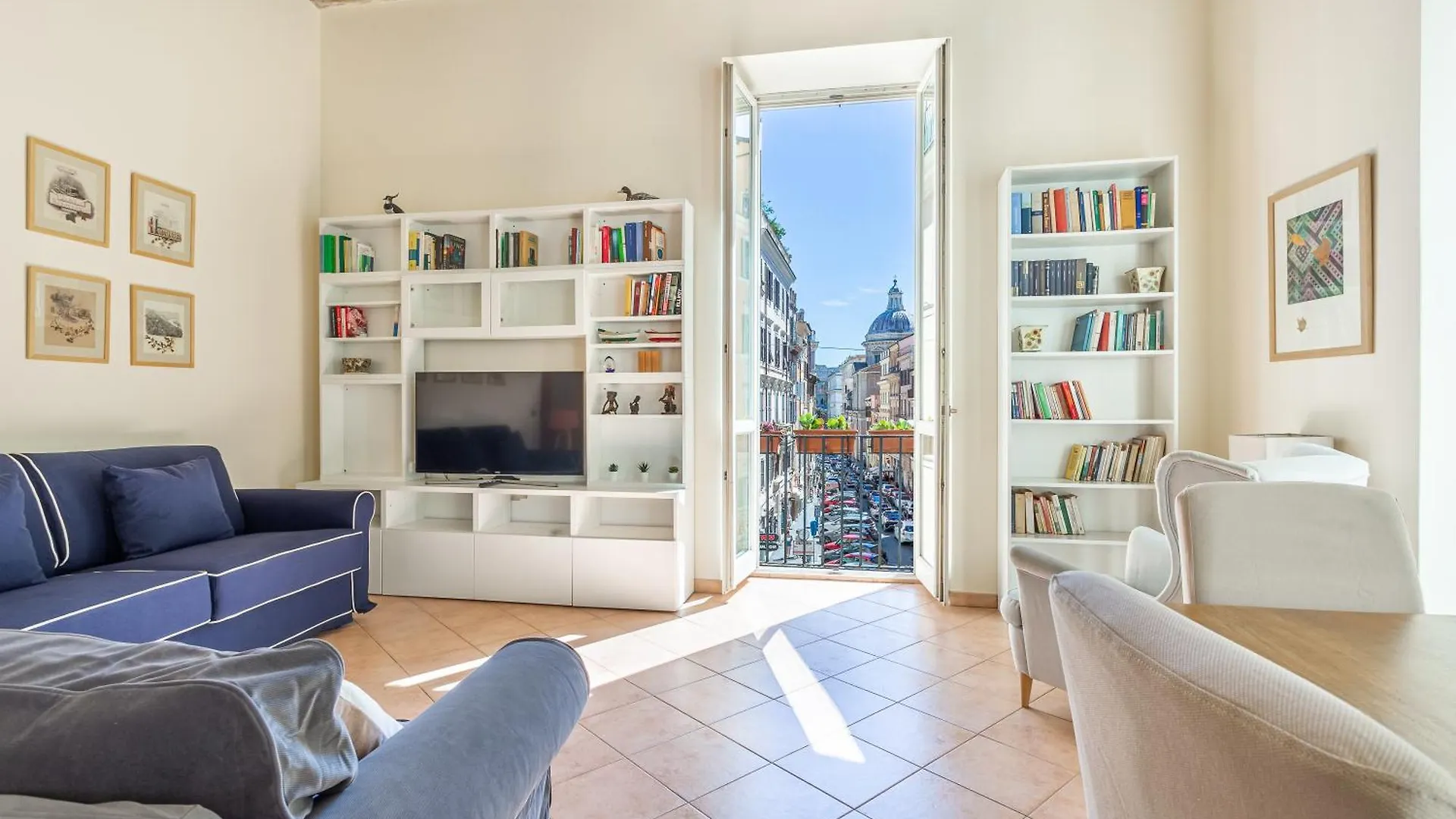 Apartment Iflat Space And Comfort In The Heart Of Monti Rome Italy
