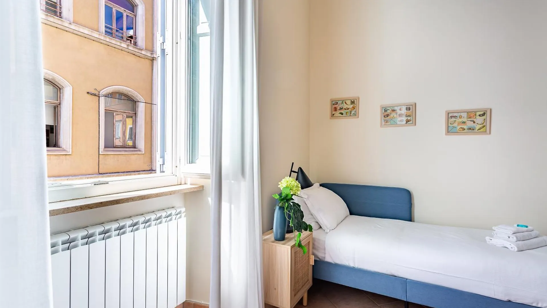 Iflat Space And Comfort In The Heart Of Monti Rome 0*,  Italy