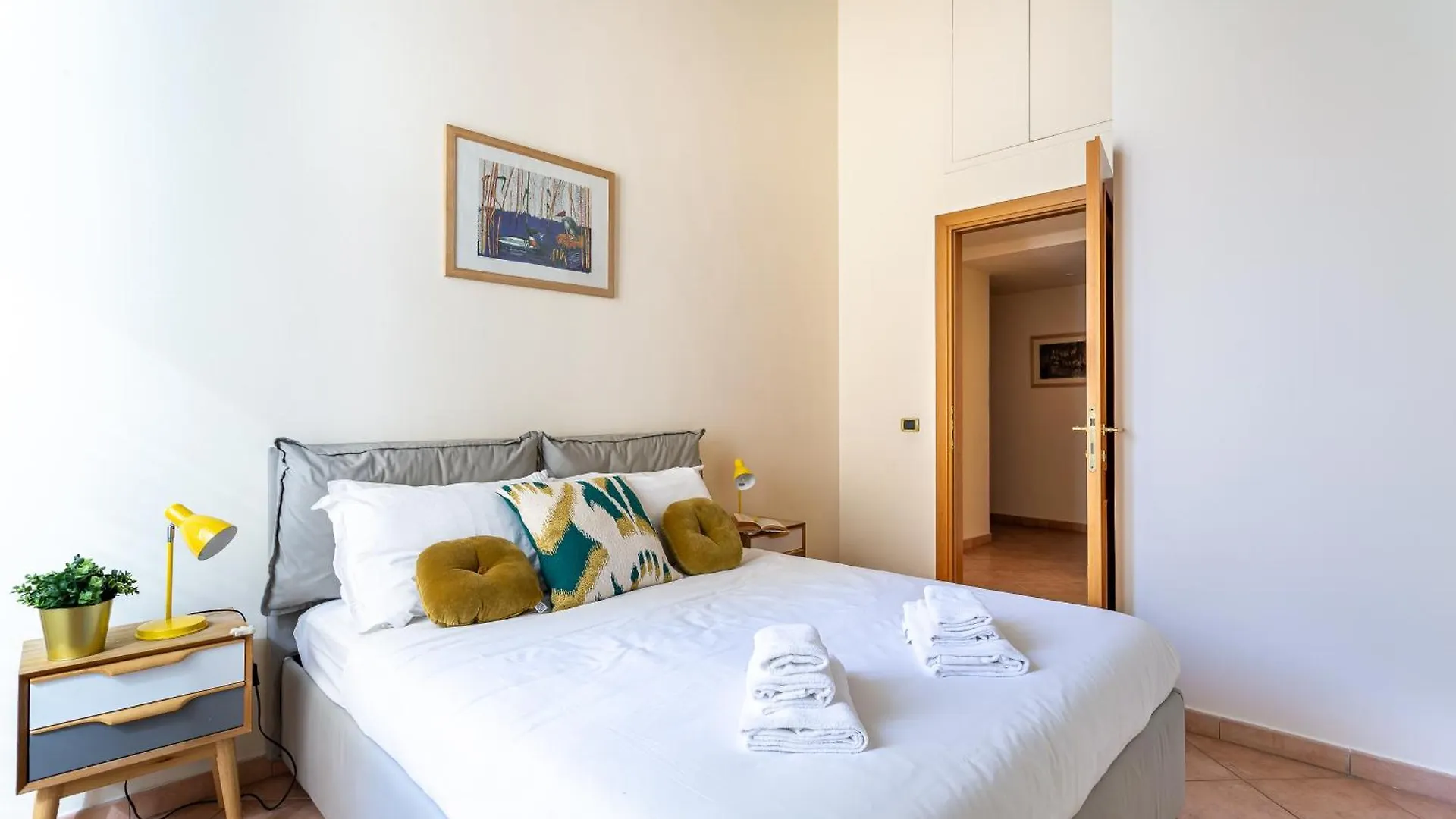 Apartment Iflat Space And Comfort In The Heart Of Monti Rome